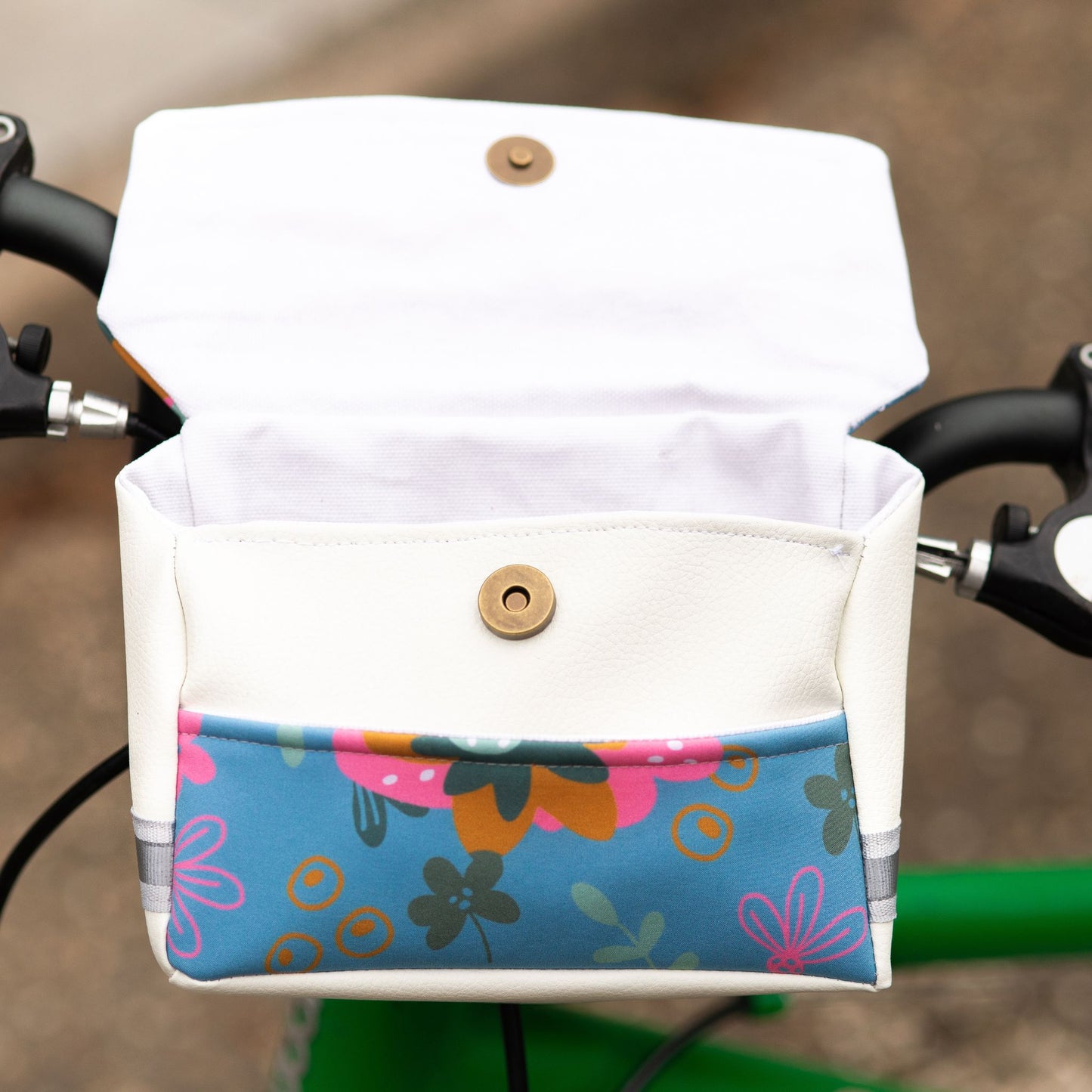 Lenkertasche nähen mit Nähset mit Stoff und Anleitung - Weiß