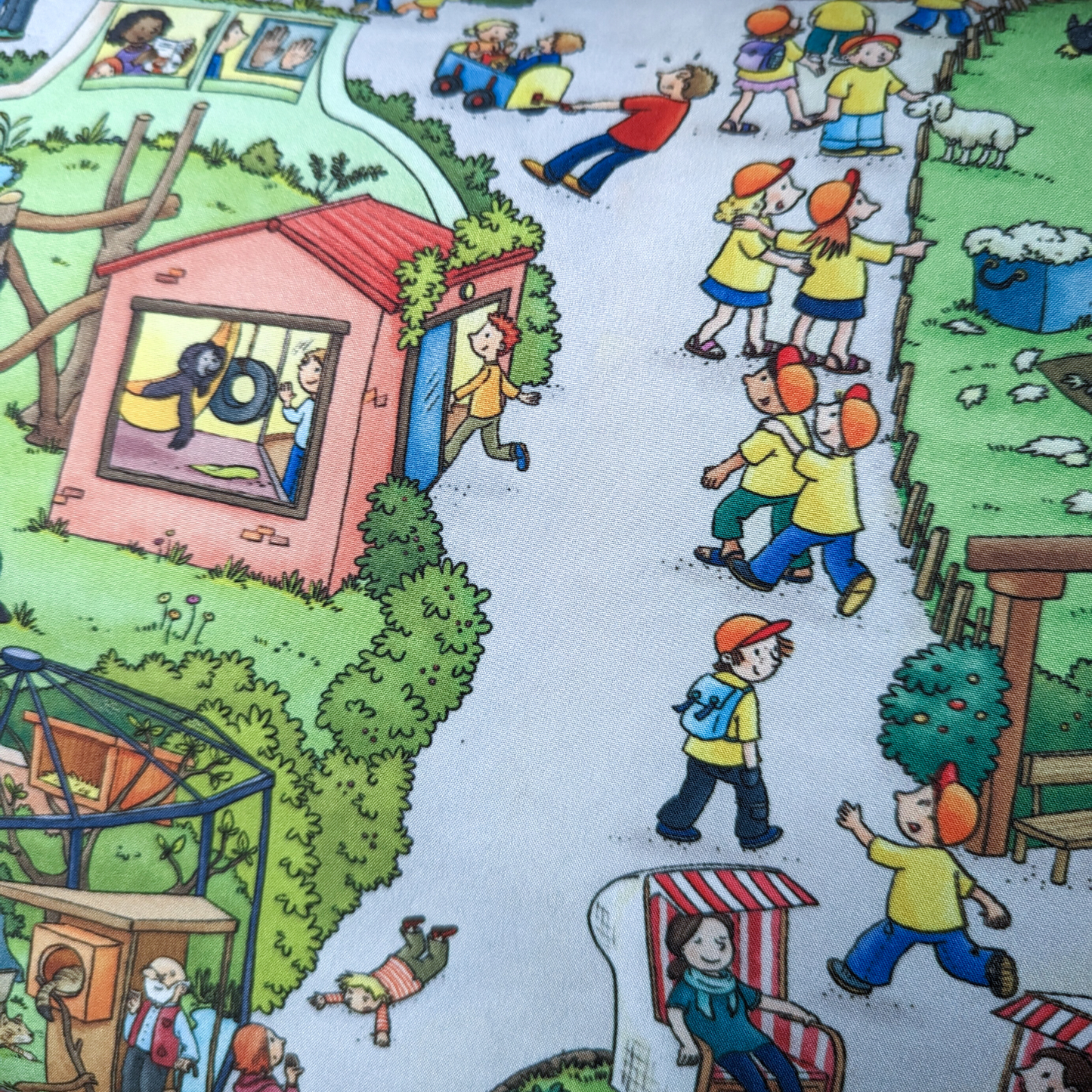 Softshell Stoff Kinder: Zoo Wimmelbild Panel // farbenfrohe Softshell Meterware (25cm)