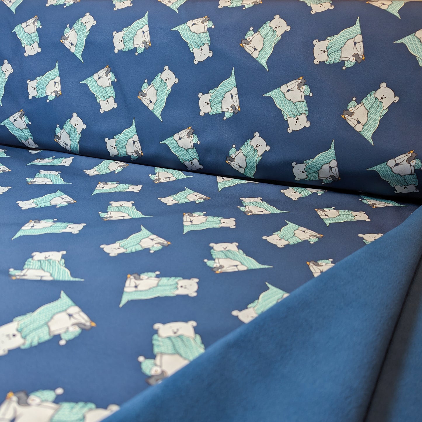 Softshell Stoff Kinder: Pinguplatsch und Eisbär Herr Pfeiffer // Emmapünktchen Softshell Meterware (50cm)
