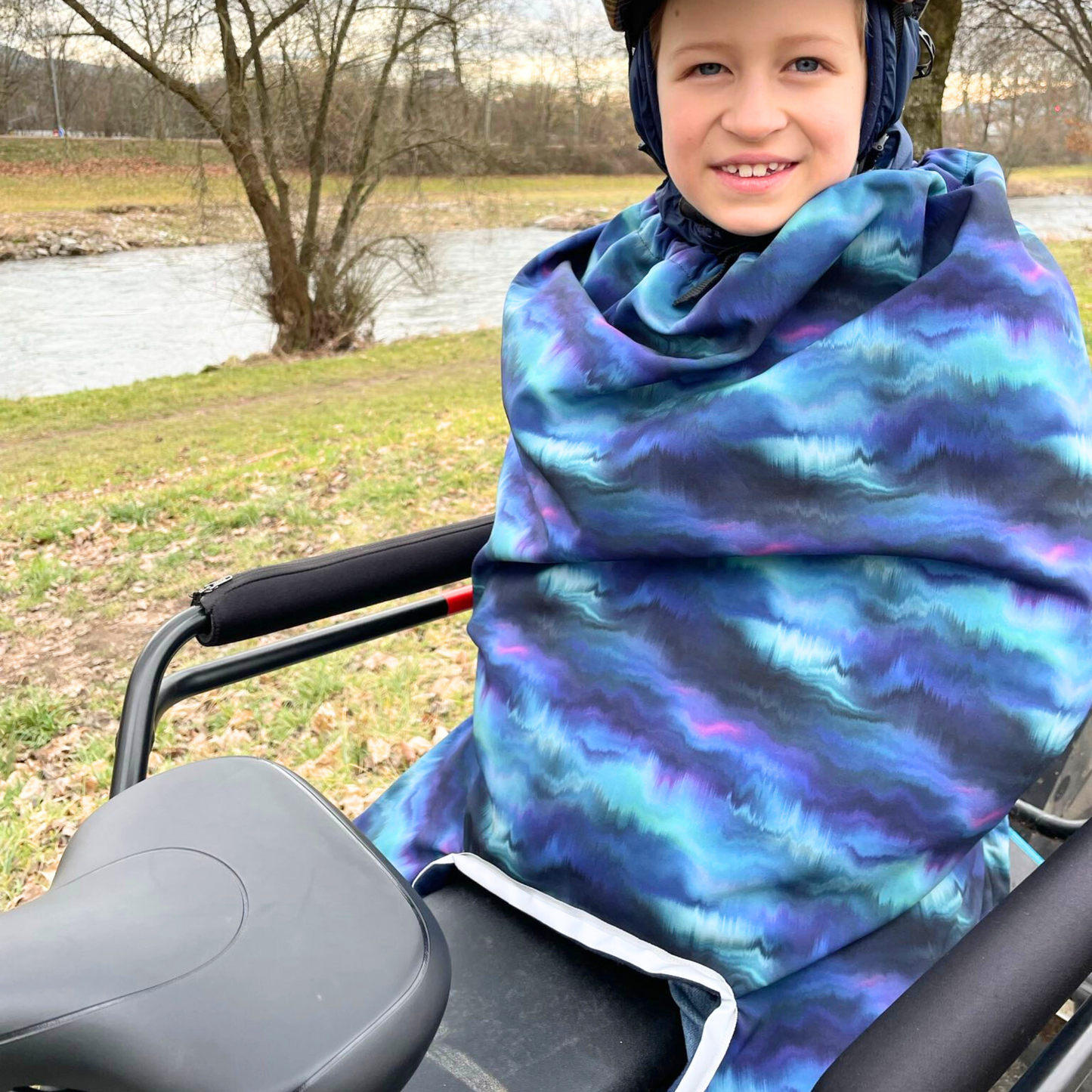 Wind- & Wetterschutz für Kinder auf dem Longtail Lastenrad - Snugly Longtail
